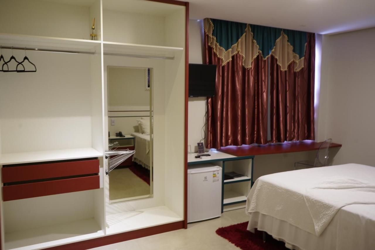 Pak Suites Hotel Luís Eduardo Magalhães Extérieur photo
